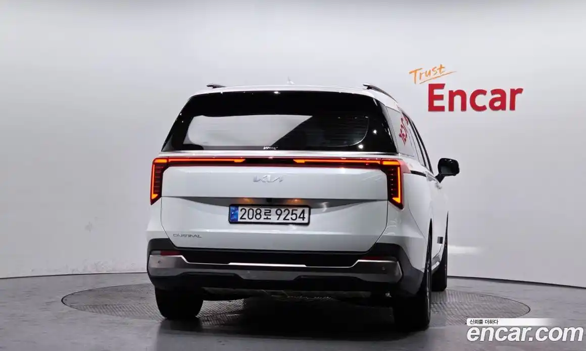 Kia Canival 2025 2.2 Автомат в Москве № 132214, фото 2