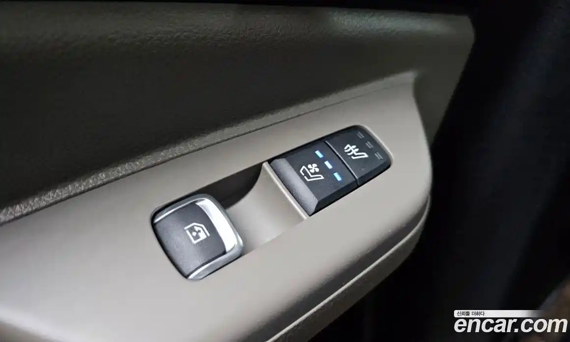 Kia Canival 2025 2.2 Автомат в Москве № 132214, фото 4