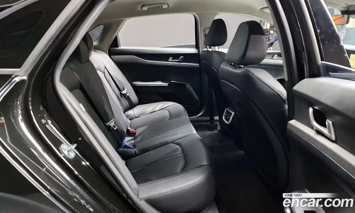 Kia K5 2023 2.0 Автомат в Москве № 132684, фото 12