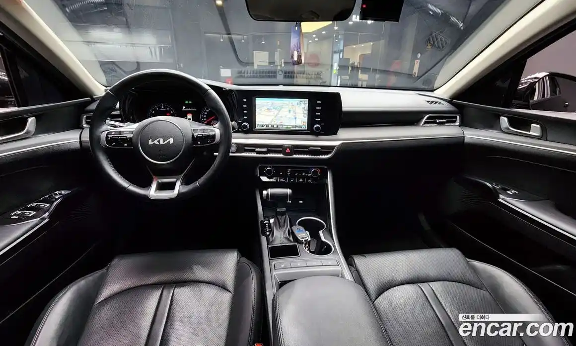 Kia K5 2023 2.0 Автомат в Москве № 132684, фото 17