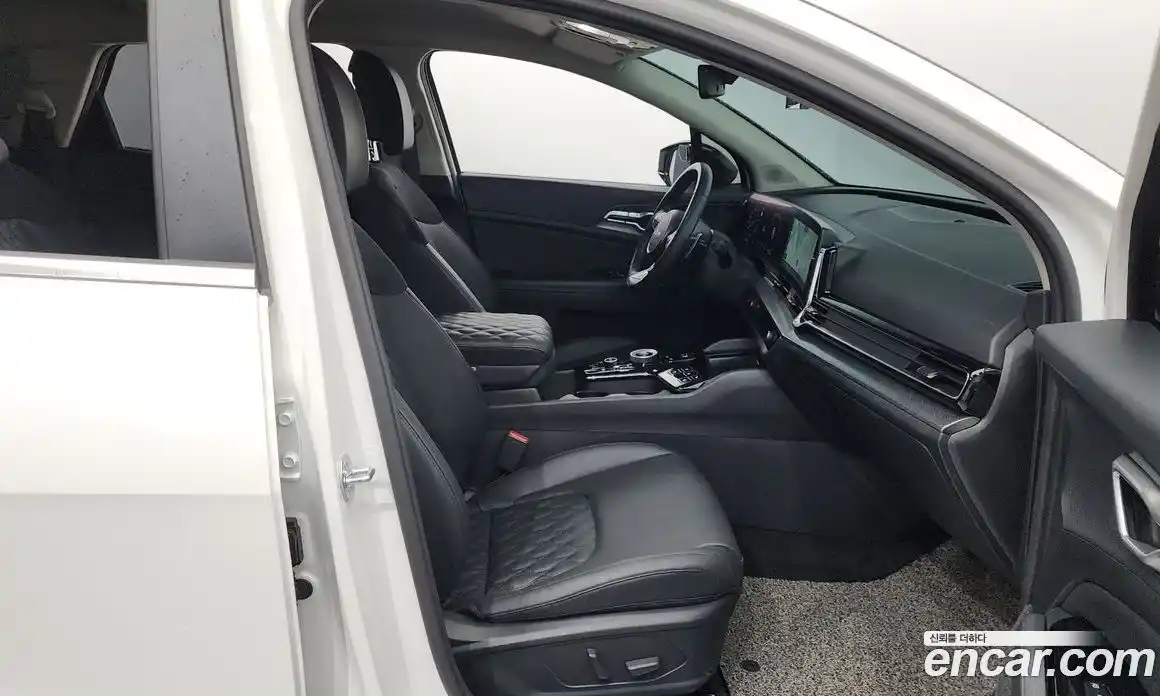 Kia Sportage 2023 1.6 Автомат в Москве № 134230, фото 13