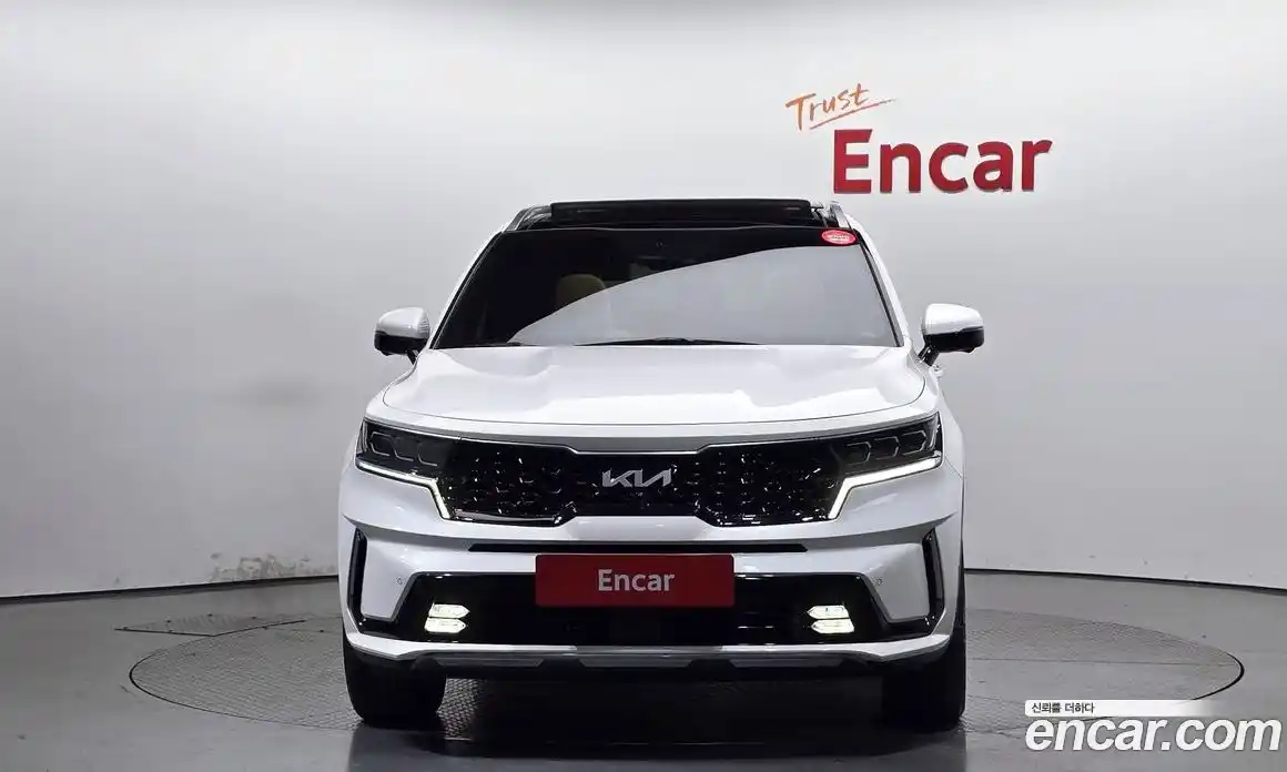 Kia Sorento 2023 1.6 Автомат в Москве № 134308, фото 1