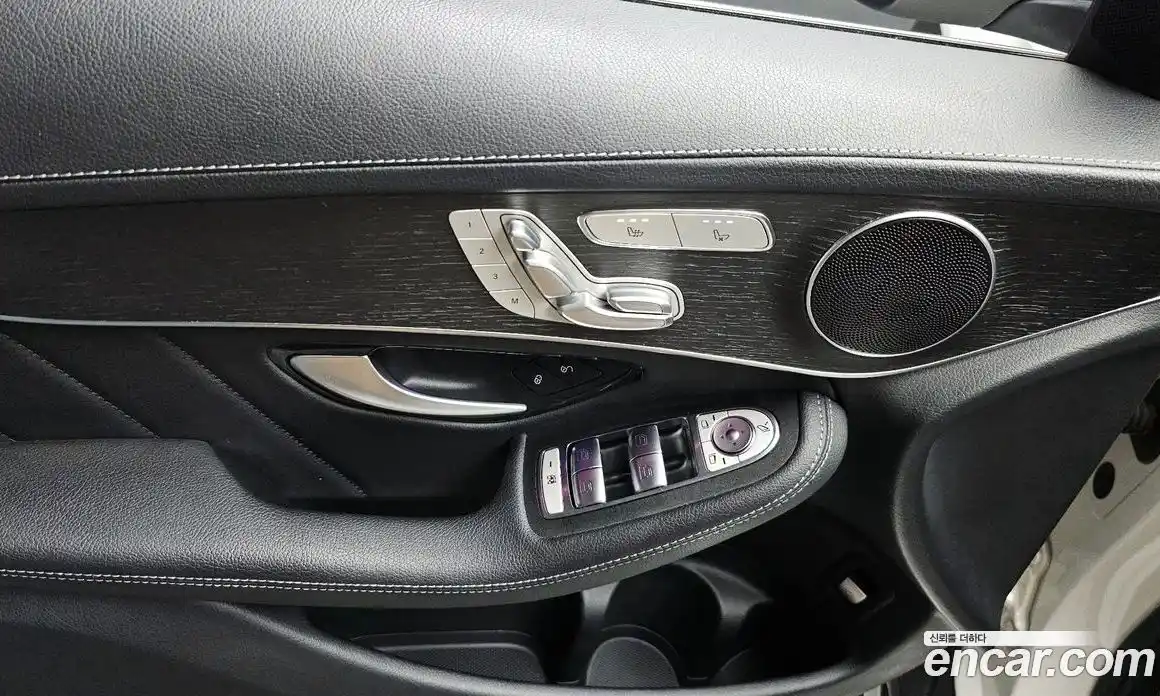 Mercedes-Benz GLC-Class 2022 2.0 Автомат в Москве № 136309, фото 20