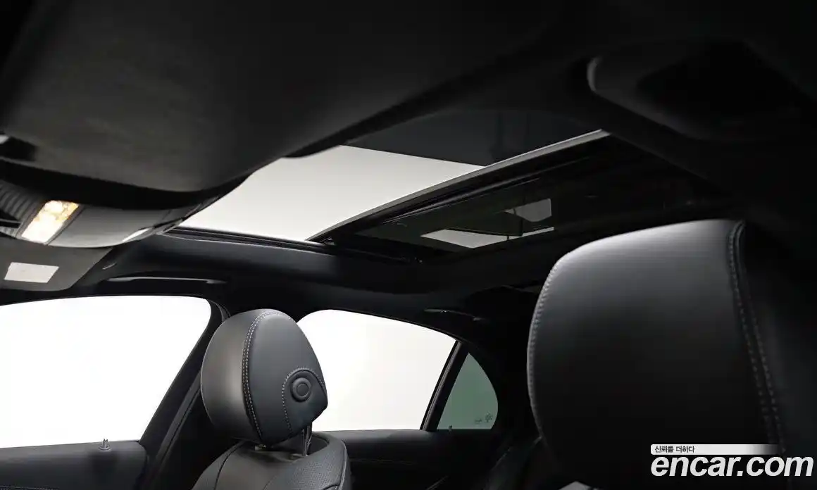 Mercedes-Benz E-Class 2022 3.0 Автомат в Москве № 137485, фото 14