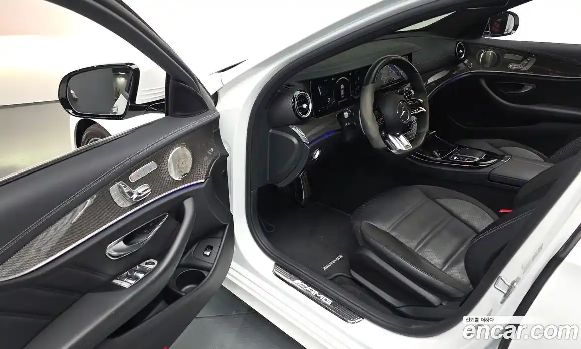 Mercedes-Benz E-Class 2022 3.0 Автомат в Москве № 137485, фото 9