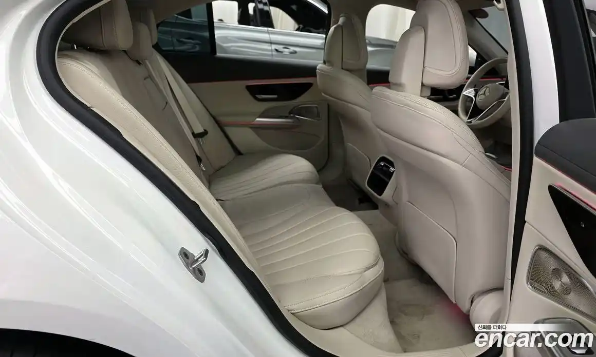 Mercedes-Benz E-Class 2024 2.0 Автомат в Москве № 138308, фото 16