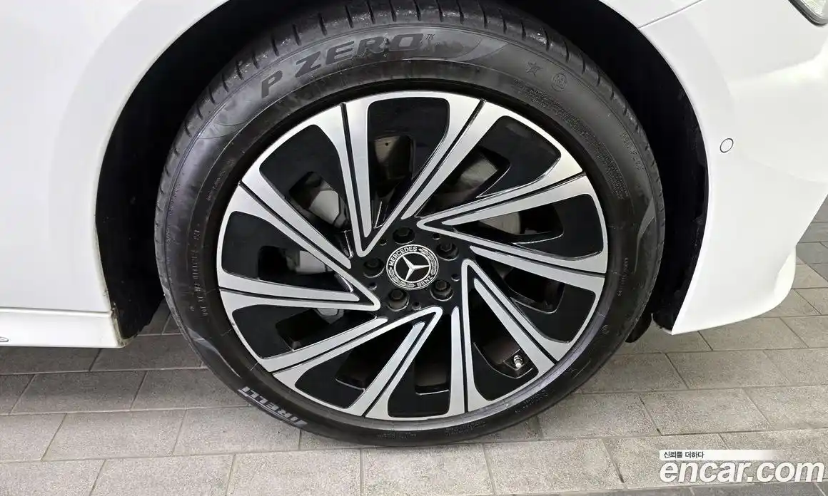 Mercedes-Benz E-Class 2024 2.0 Автомат в Москве № 138308, фото 2