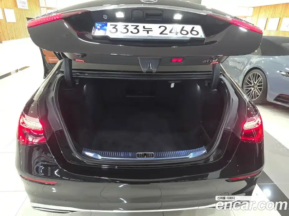 Mercedes-Benz S-Class 2023 3.0 Автомат в Москве № 142668, фото 19