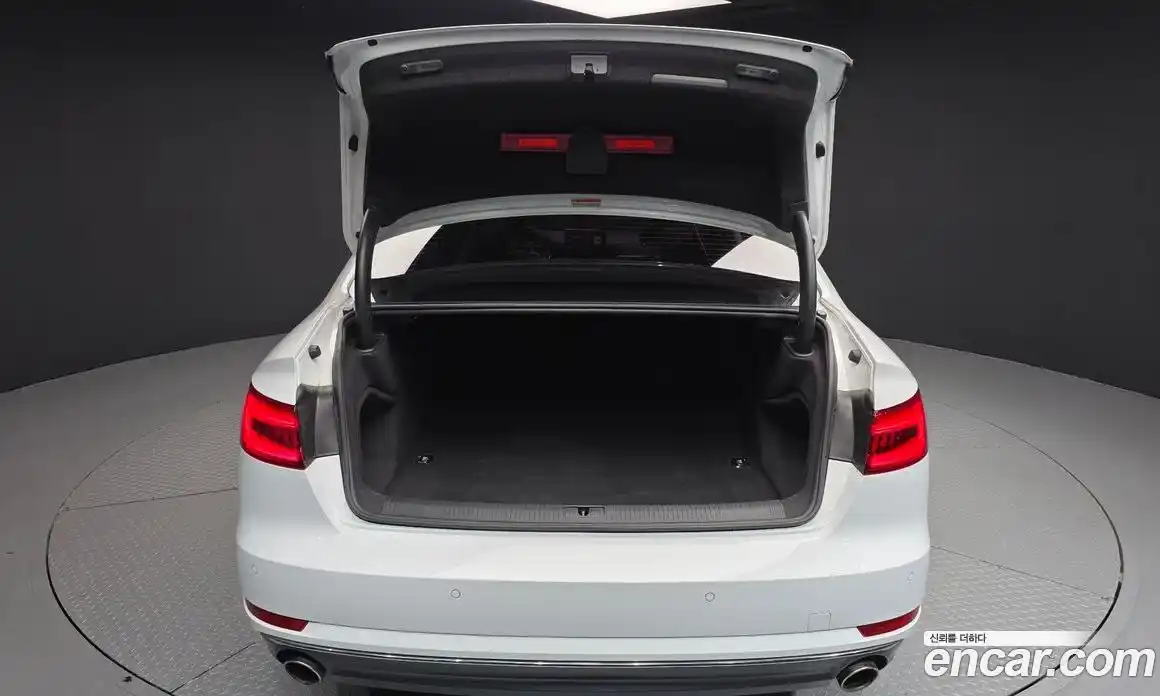 Audi A4 2016 2.0 Автомат в Москве № 151386, фото 13