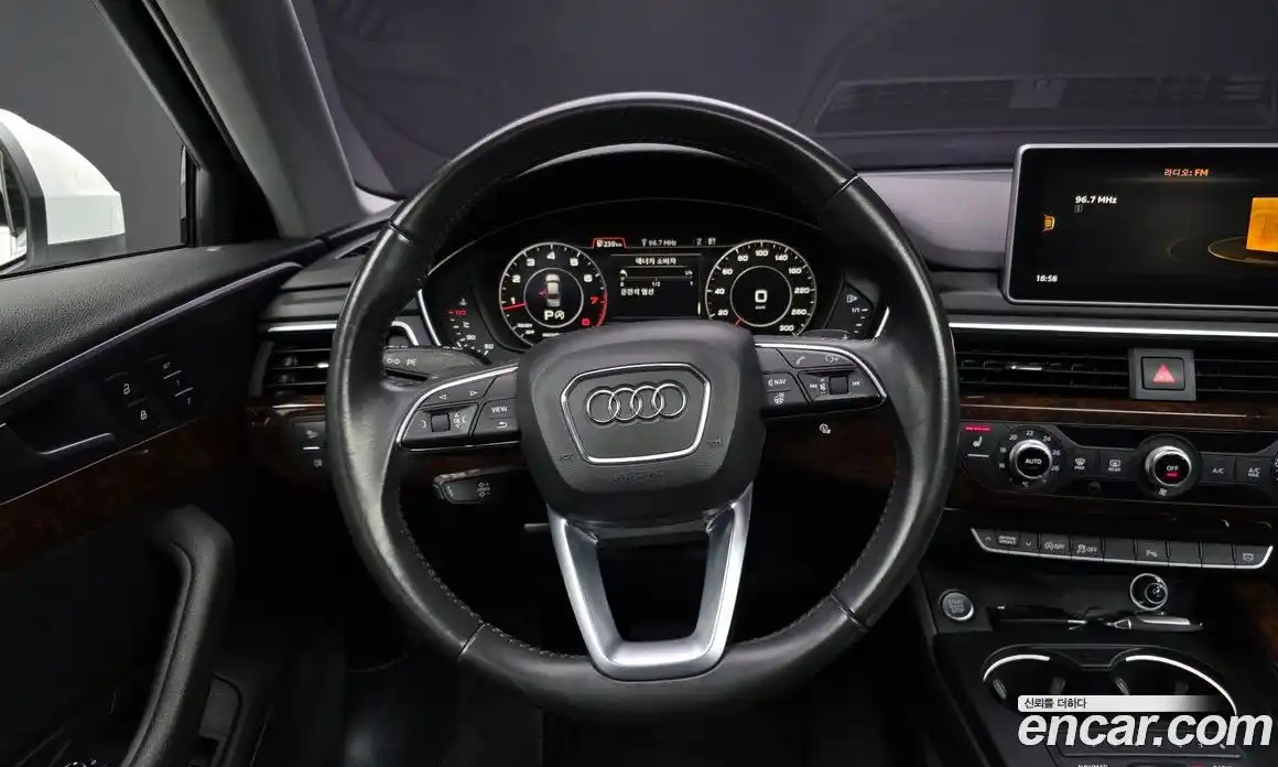 Audi A4 2016 2.0 Автомат в Москве № 151386, фото 16