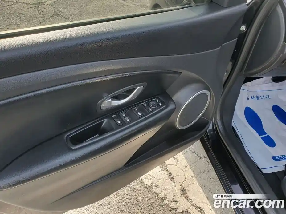 Renault SM3 2014 1.6 Автомат в Москве № 153027, фото 11