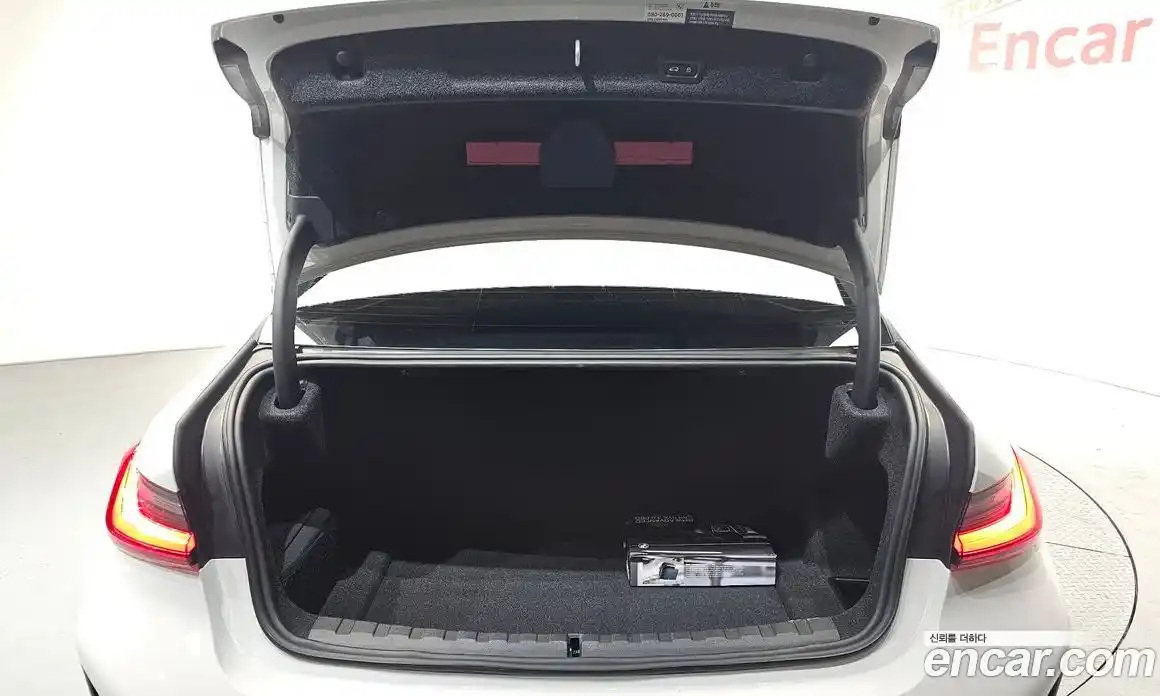 BMW 3-Series 2026 3.0 Автомат в Москве № 153177, фото 4