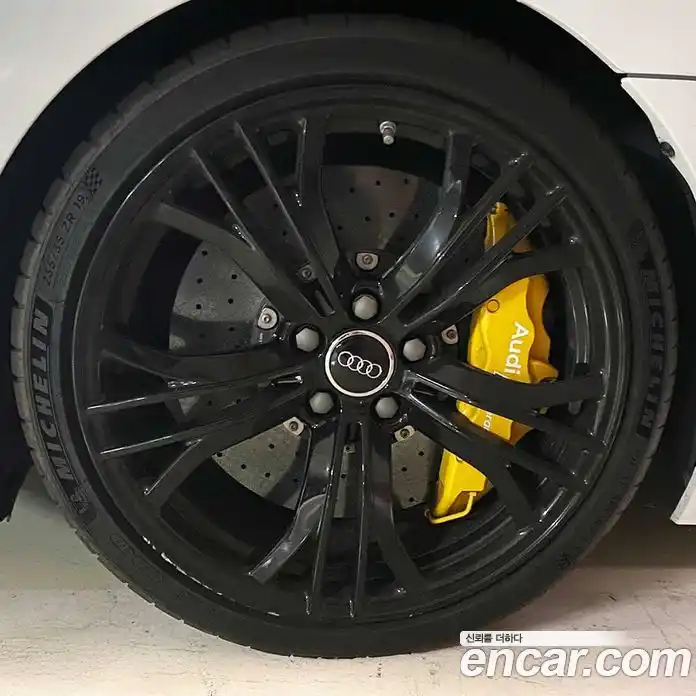 Audi R8 2015 5.2 Автомат в Москве № 158350, фото 5