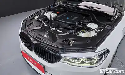 BMW 5-Series 2017 2.0 Автомат в Москве № 159177, миниатюра 4