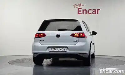 Volkswagen Golf 2015 1.6 Автомат в Москве № 160093, миниатюра 4