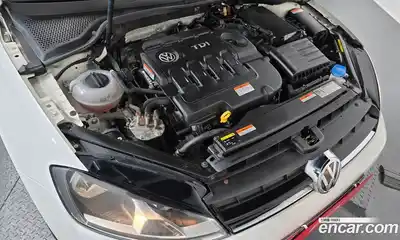 Volkswagen Golf 2015 1.6 Автомат в Москве № 160093, миниатюра 6