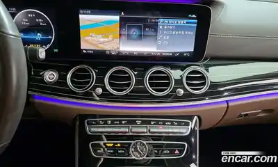 Mercedes-Benz E-Class 2020 3.0 Автомат в Москве № 160483, миниатюра 4