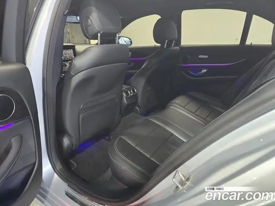 Mercedes-Benz E-Class 2022 2.0 Автомат в Москве № 160518, фото 11