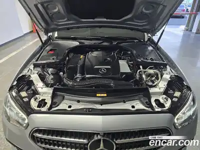 Mercedes-Benz E-Class 2022 2.0 Автомат в Москве № 160518, миниатюра 6