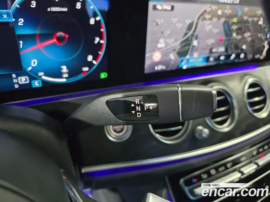 Mercedes-Benz E-Class 2022 2.0 Автомат в Москве № 160518, фото 9