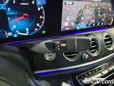 Mercedes-Benz E-Class 2022 2.0 Автомат в Москве № 160518, миниатюра 9