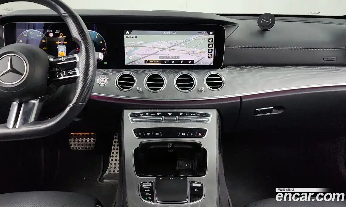 Mercedes-Benz E-Class 2022 2.0 Автомат в Москве № 161632, фото 14