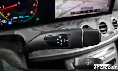 Mercedes-Benz E-Class 2022 2.0 Автомат в Москве № 161632, миниатюра 9