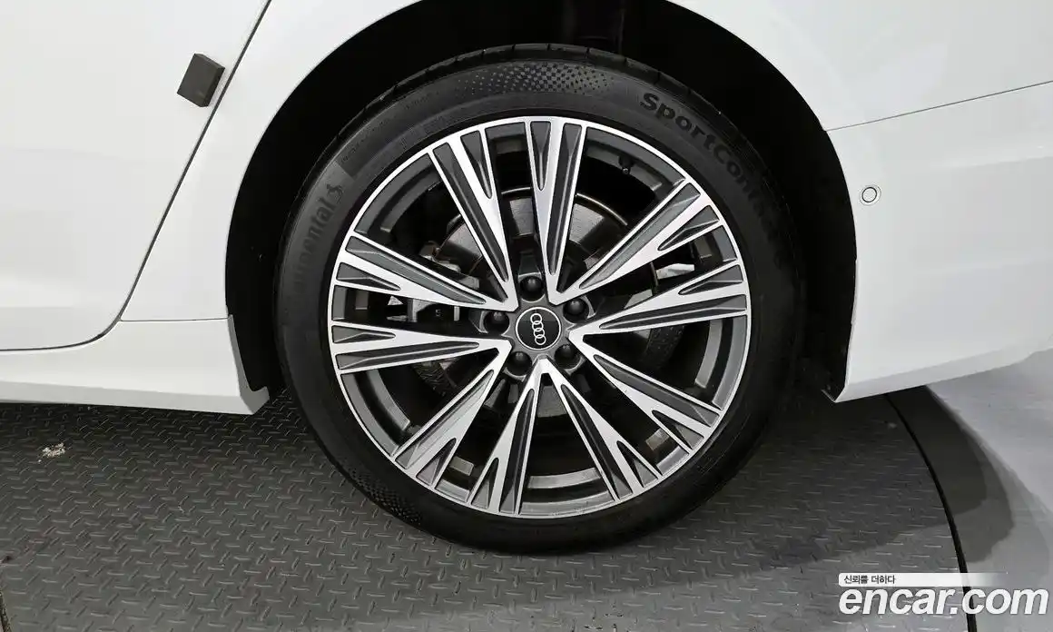 Audi A6 2023 2.0 Автомат в Москве № 162434, фото 5