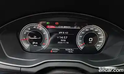 Audi Q5 2021 2.0 Автомат в Москве № 162913, миниатюра 8