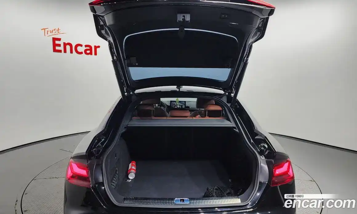 Audi A5 2023 2.0 Автомат в Москве № 163101, фото 1