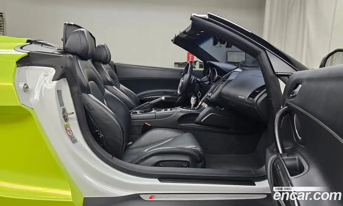 Audi R8 2015 5.2 Автомат в Москве № 163521, фото 3