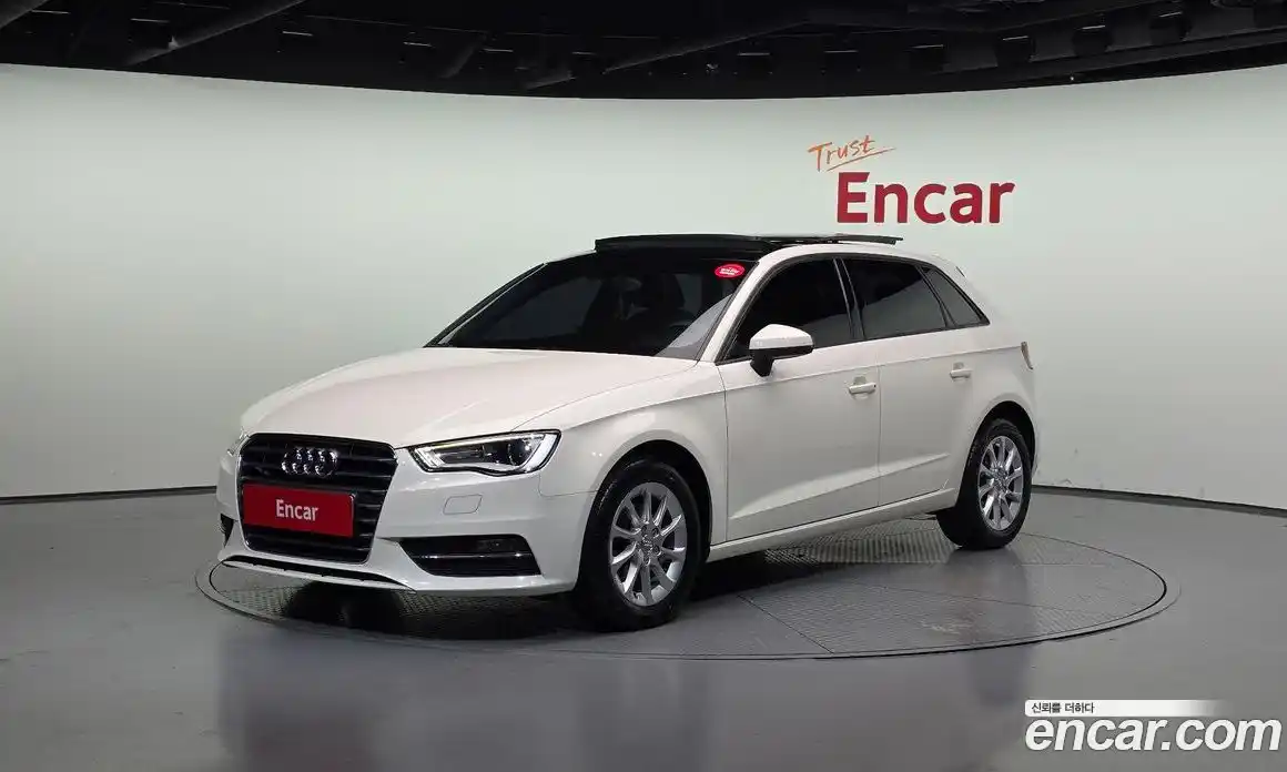 Audi A3 2015 1.6 Автомат в Москве № 163615, фото 14