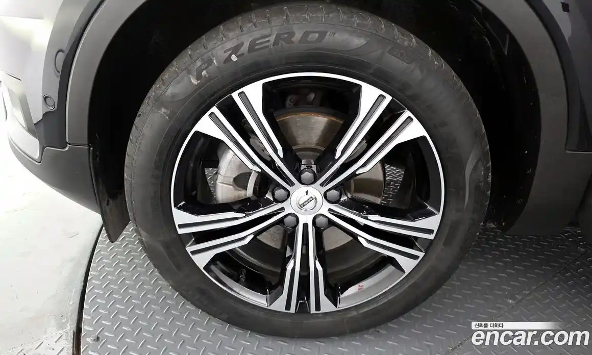 Volvo XC40 2022 2.0 Автомат в Москве № 164298, фото 5