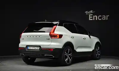 Volvo XC40 2019 2.0 Автомат в Москве № 164559, миниатюра 2