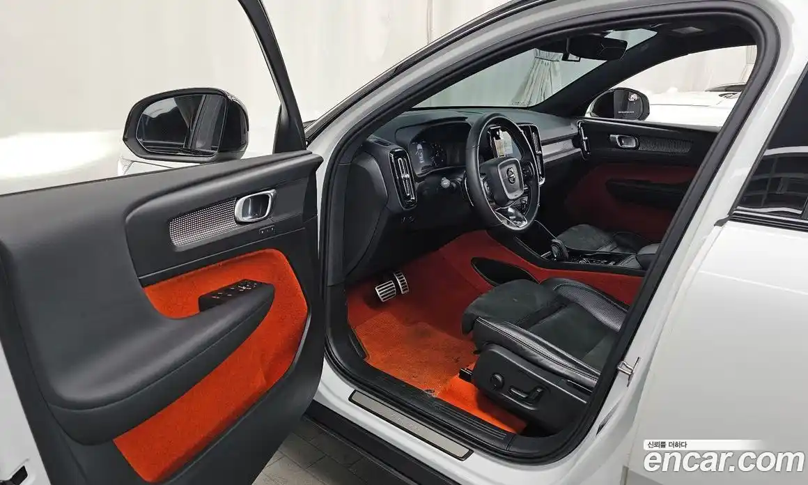 Volvo XC40 2019 2.0 Автомат в Москве № 164559, фото 10