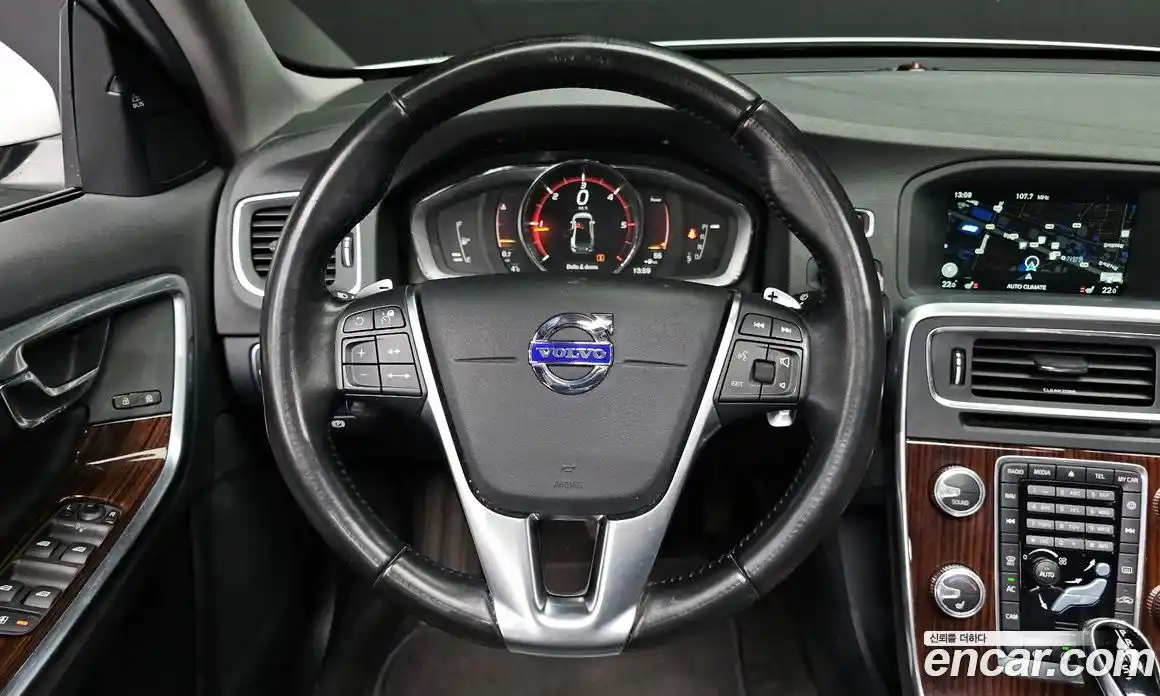 Volvo S60 2017 2.0 Автомат в Москве № 164636, фото 13