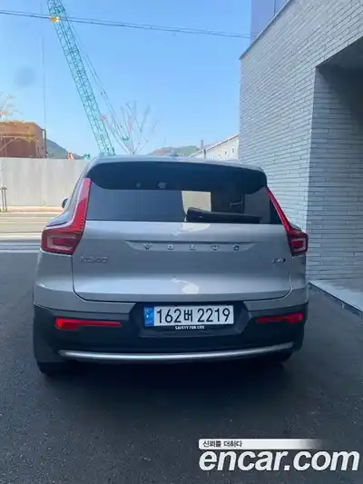 Volvo XC40 2023 2.0 Автомат в Москве № 164772, миниатюра 4