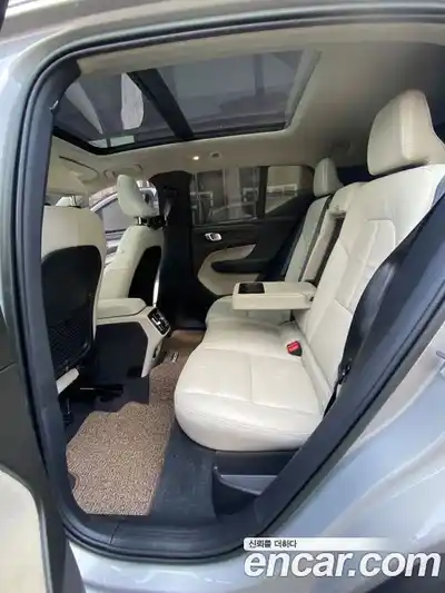 Volvo XC40 2023 2.0 Автомат в Москве № 164772, миниатюра 7