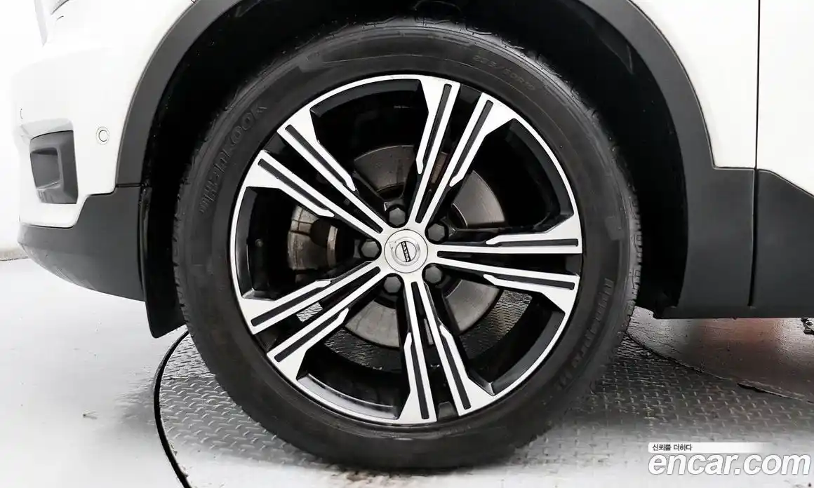 Volvo XC40 2020 2.0 Автомат в Москве № 164805, фото 5