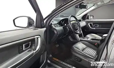 Land Rover Discovery Sport 2017 2.0 Автомат в Москве № 166638, миниатюра 3