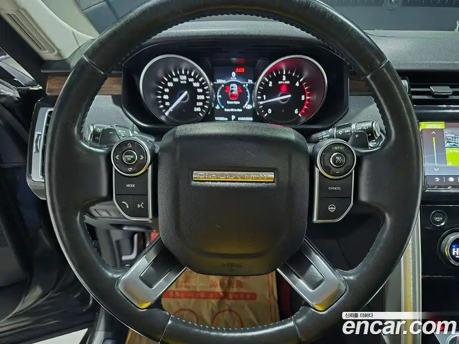 Land Rover Discovery 2017 3.0 Автомат в Москве № 166846, фото 16