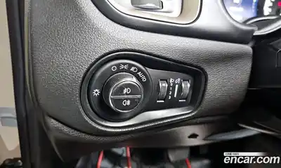 Jeep Renegade 2016 2.0 Автомат в Москве № 169564, миниатюра 11