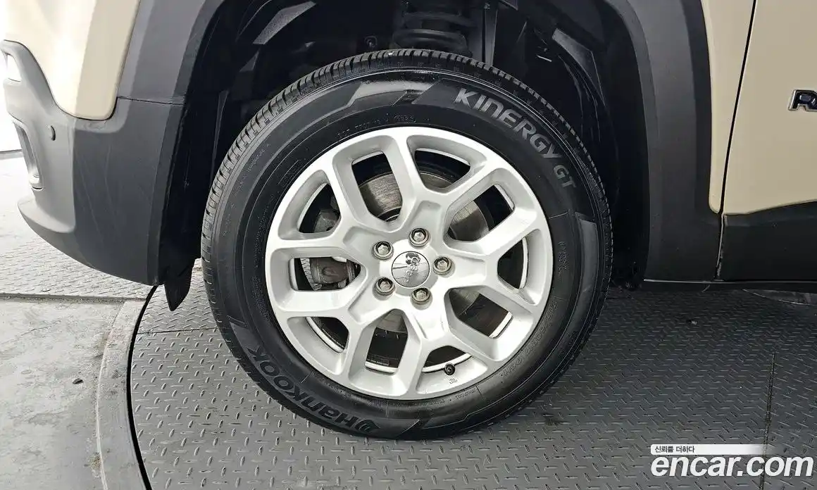 Jeep Renegade 2016 2.0 Автомат в Москве № 169564, фото 20