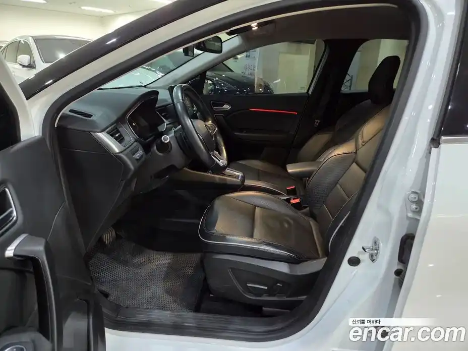 Renault Captur 2020 1.3 Автомат в Москве № 186194, фото 6