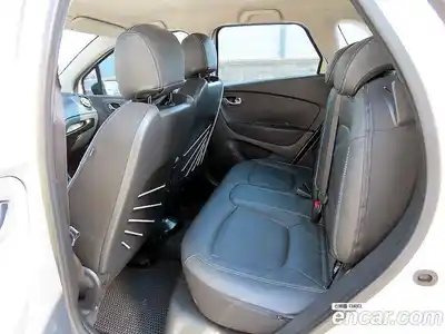 Renault QM3 2016 1.5 Автомат в Москве № 186507, миниатюра 6
