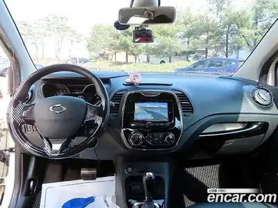 Renault QM3 2016 1.5 Автомат в Москве № 186507, миниатюра 7