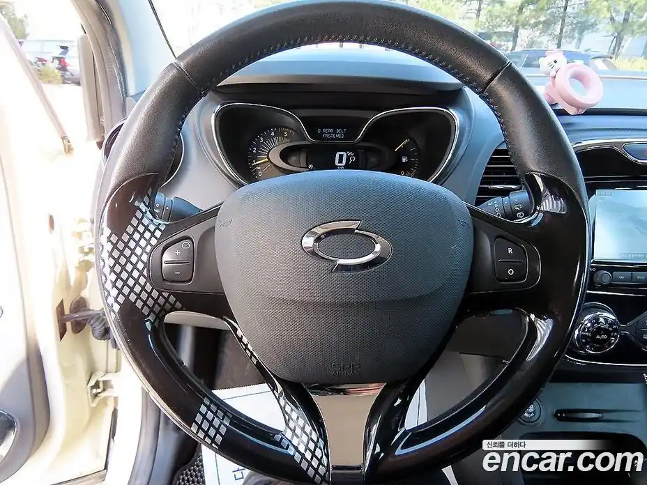 Renault QM3 2016 1.5 Автомат в Москве № 186507, фото 8