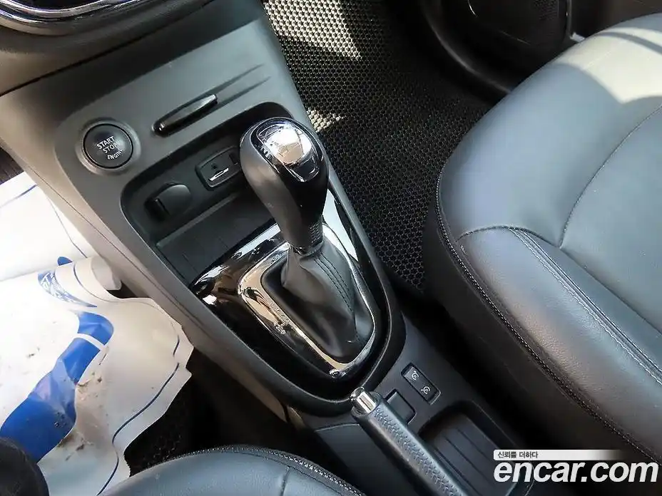 Renault QM3 2016 1.5 Автомат в Москве № 186507, фото 10