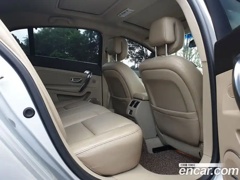 Renault SM5 2011 2.0 Автомат в Москве № 186547, фото 16