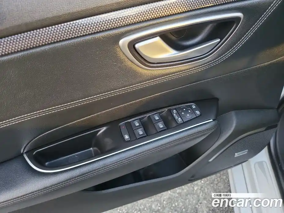 Renault SM6 2019 2.0 Автомат в Москве № 186607, фото 11